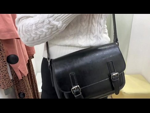 ❤️ Публичная мастурбация молоденькой сучки ФералБерри с дилдо в примерочной Шлюхи на порно сайте rassadakubani.ru ❌️❤